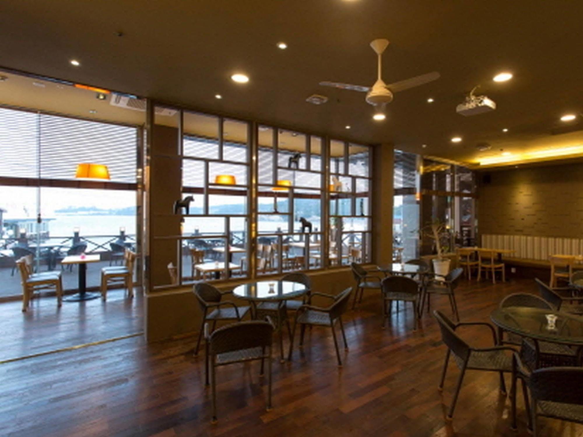 Benikea Starhills Hotel Buan Exterior photo
